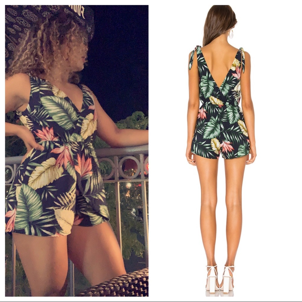 Penelope Palm Front Wrap Romper
superdown